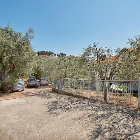 Apartmani Kuća u maslinama Sveti Stefan Bagian luar foto