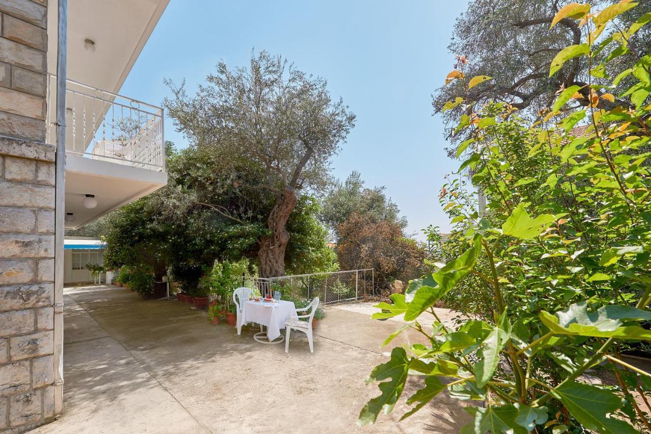 Apartmani Kuća u maslinama Sveti Stefan Bagian luar foto