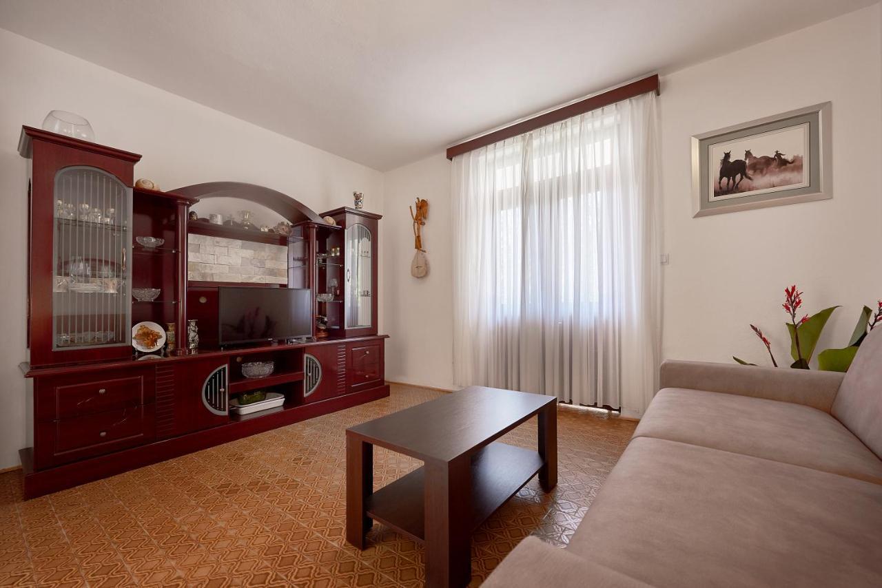 Apartmani Kuća u maslinama Sveti Stefan Bagian luar foto
