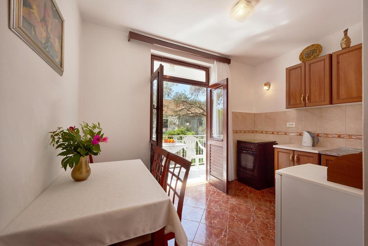 Apartmani Kuća u maslinama Sveti Stefan Bagian luar foto