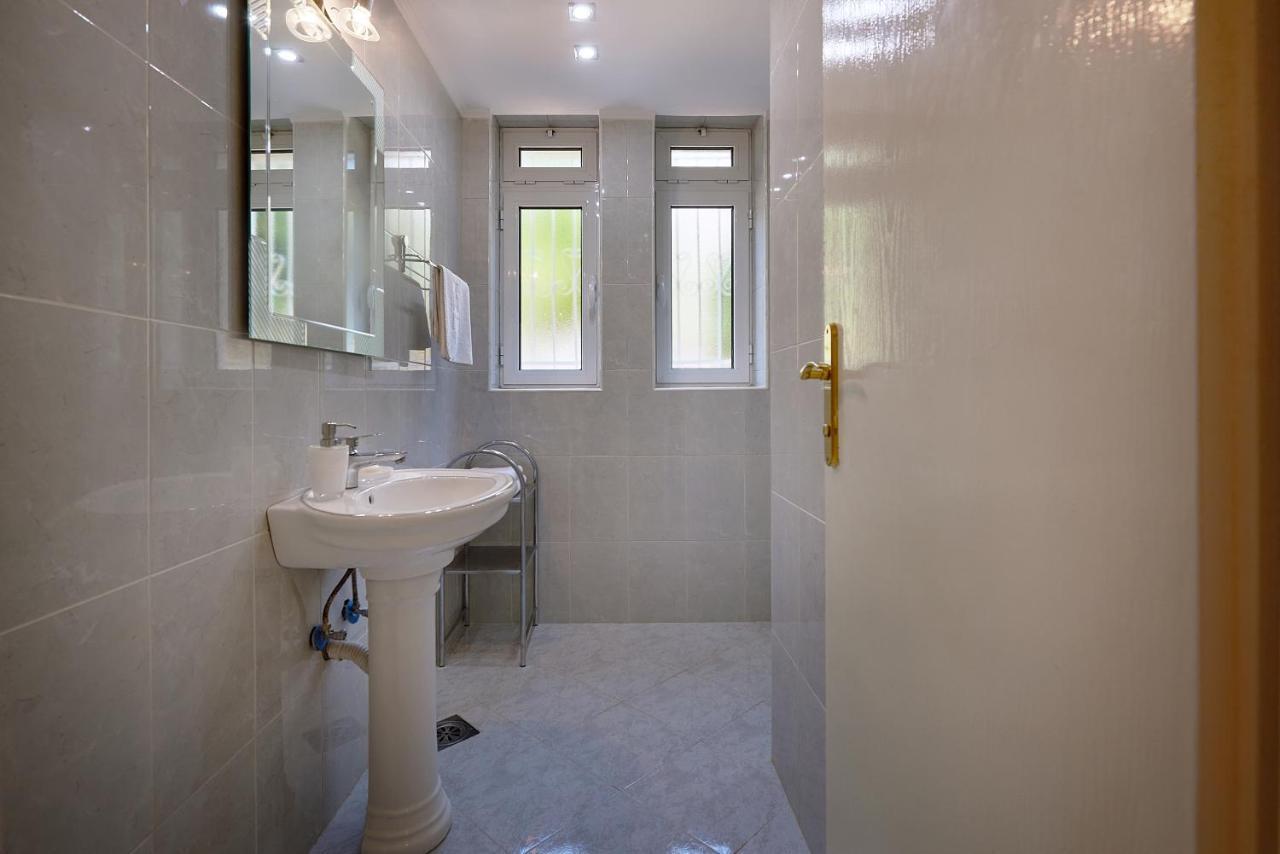 Apartmani Kuća u maslinama Sveti Stefan Bagian luar foto